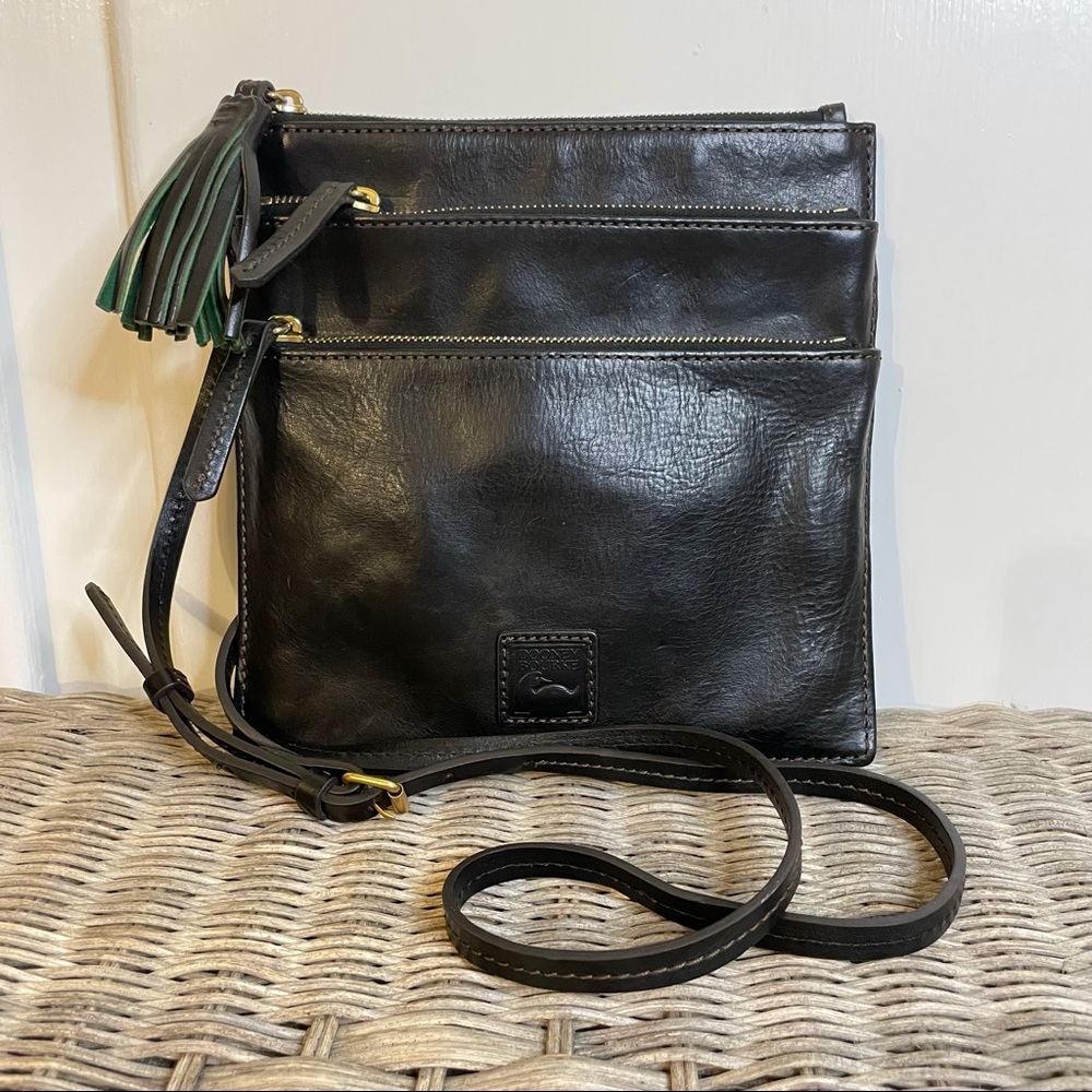 Dooney and Bourke Florentine Triple Zip Xbody 🖤